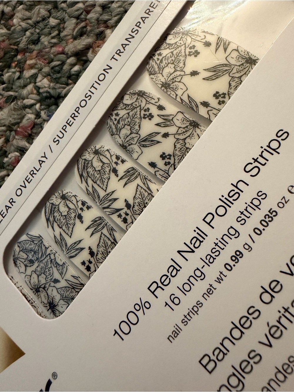 Color Street HALU LEI Black & White Floral Nail Strips